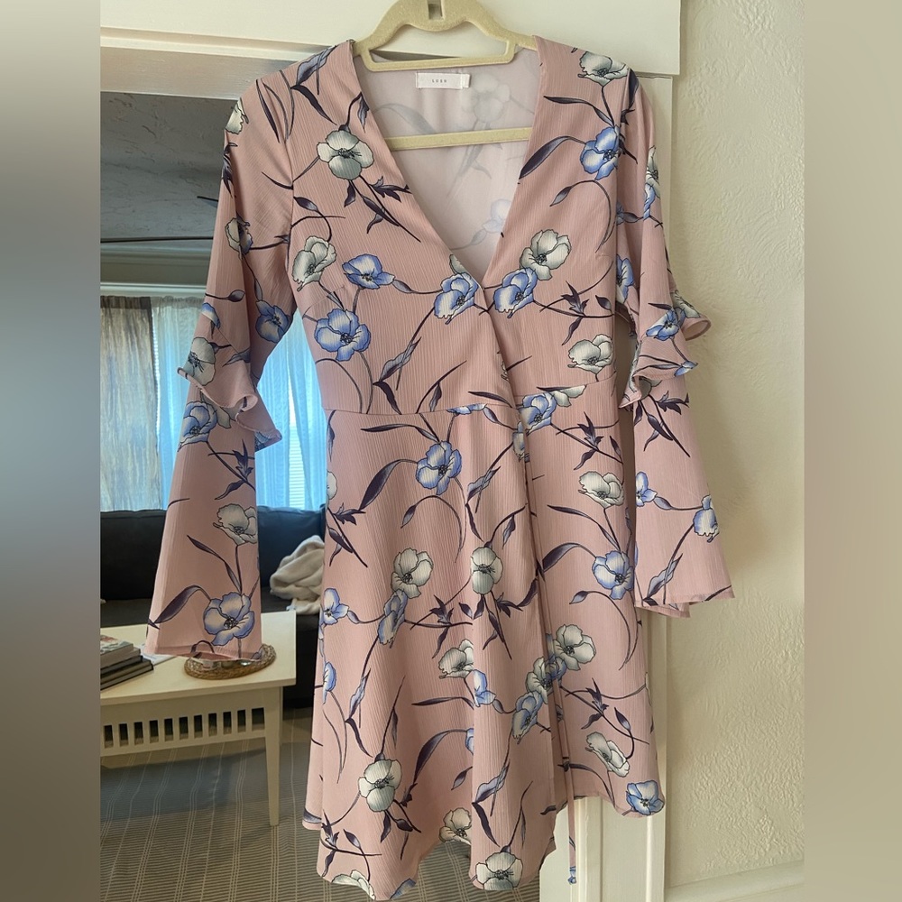 Pink and Floral Cocktail Dress With Bell Sleeves | Size S